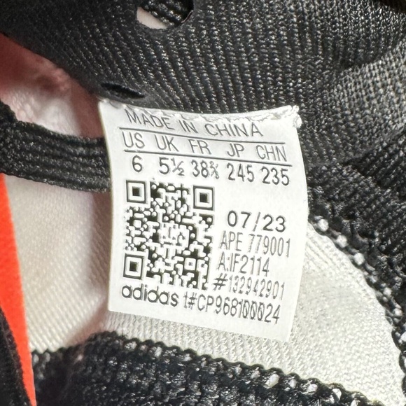 Adidas Trae Young 3 Jr Metal Size 6 Big Kids Scarlet Red Black Bred IF2114 - Picture 5 of 6